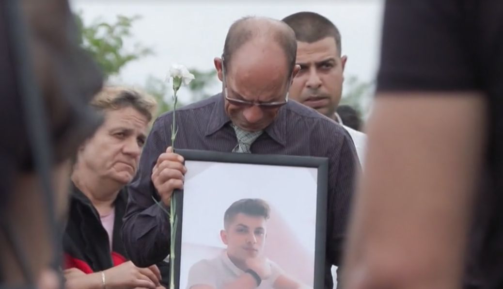 Több százan gyászolták a Rétközberencsen megölt 17 éves fiút