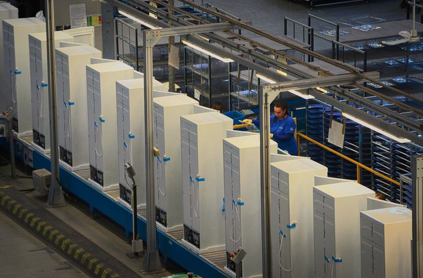 Az Electrolux 2024-től nem gyárt több hűtőszekrényt Nyíregyházán