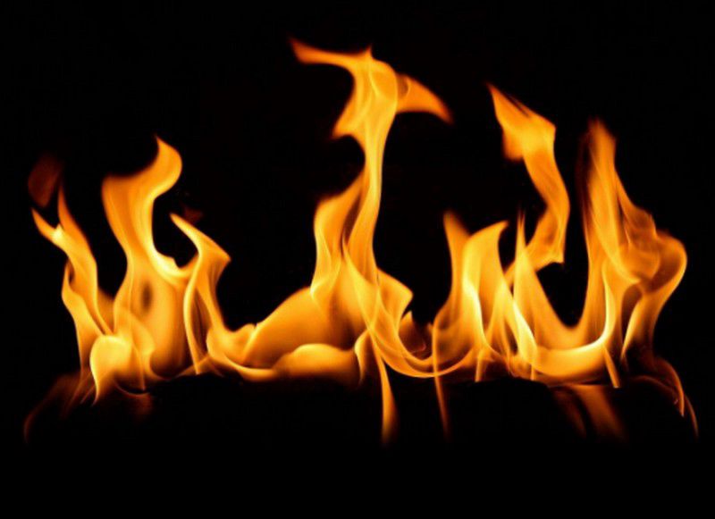 Hatalmas tűz a Vekeri-tónál