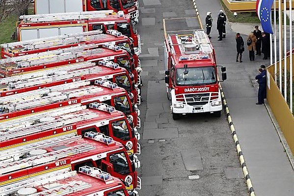 Három balesetnél is jártak szabolcsi tűzoltók