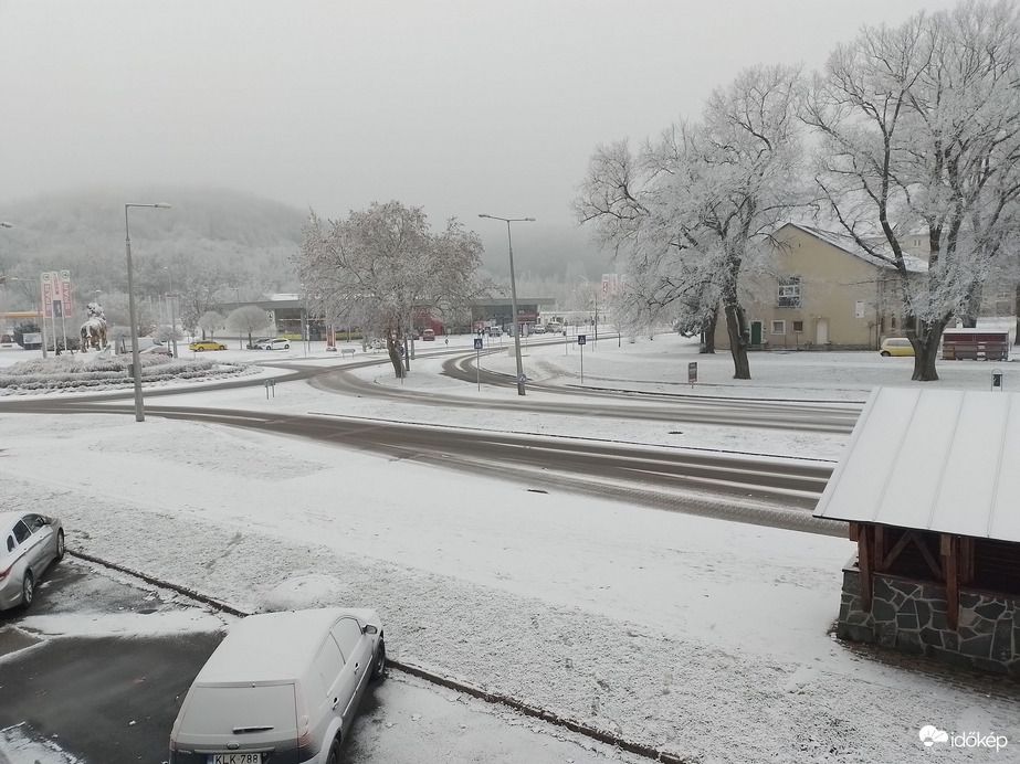 Ipari hó borította be Kazincbarcikát