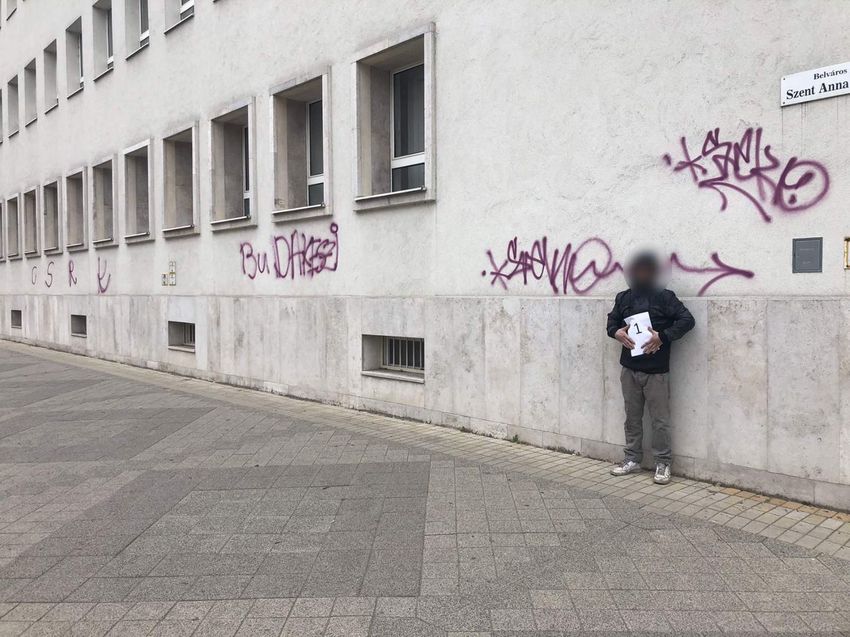 Tetten érték a graffitiseket a rendőrök Debrecenben