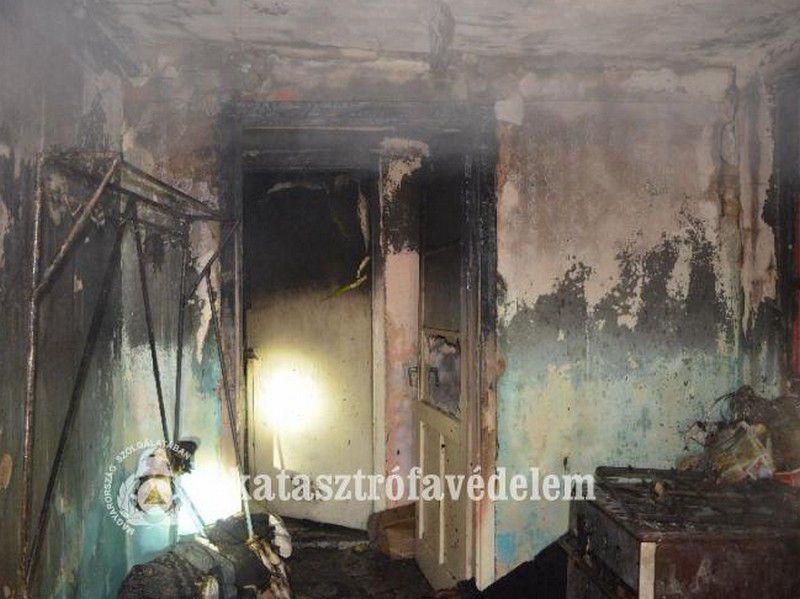 Családi ház szobái lángoltak Debrecenben