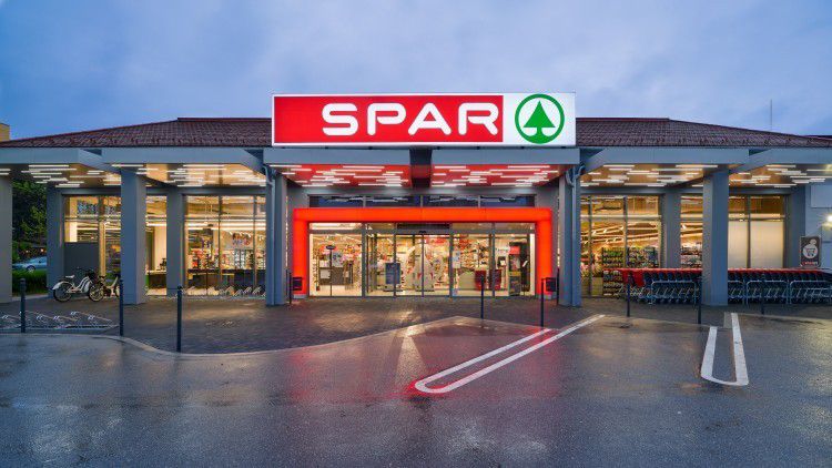 A Spar ismét emeli a dolgozók bérét