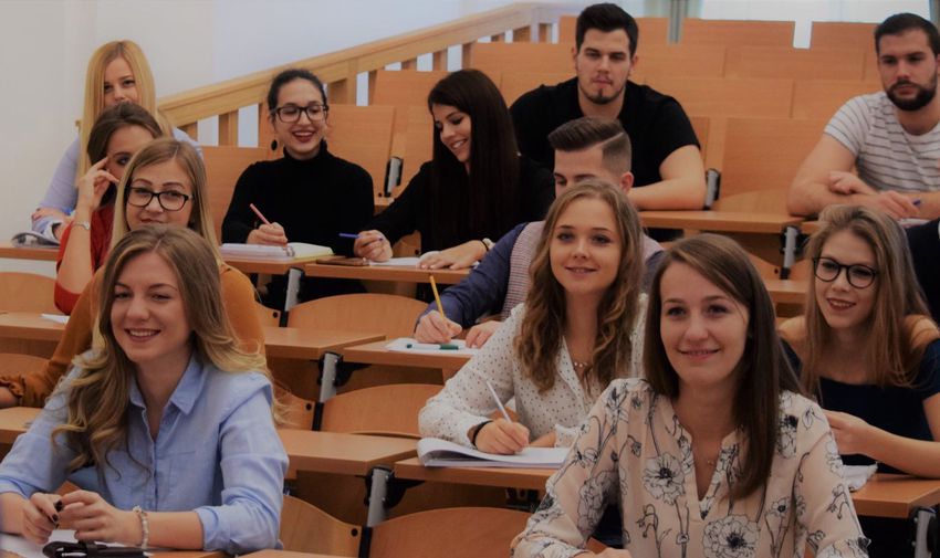Leendő tanítóknak adnának ösztöndíjat Debrecenben