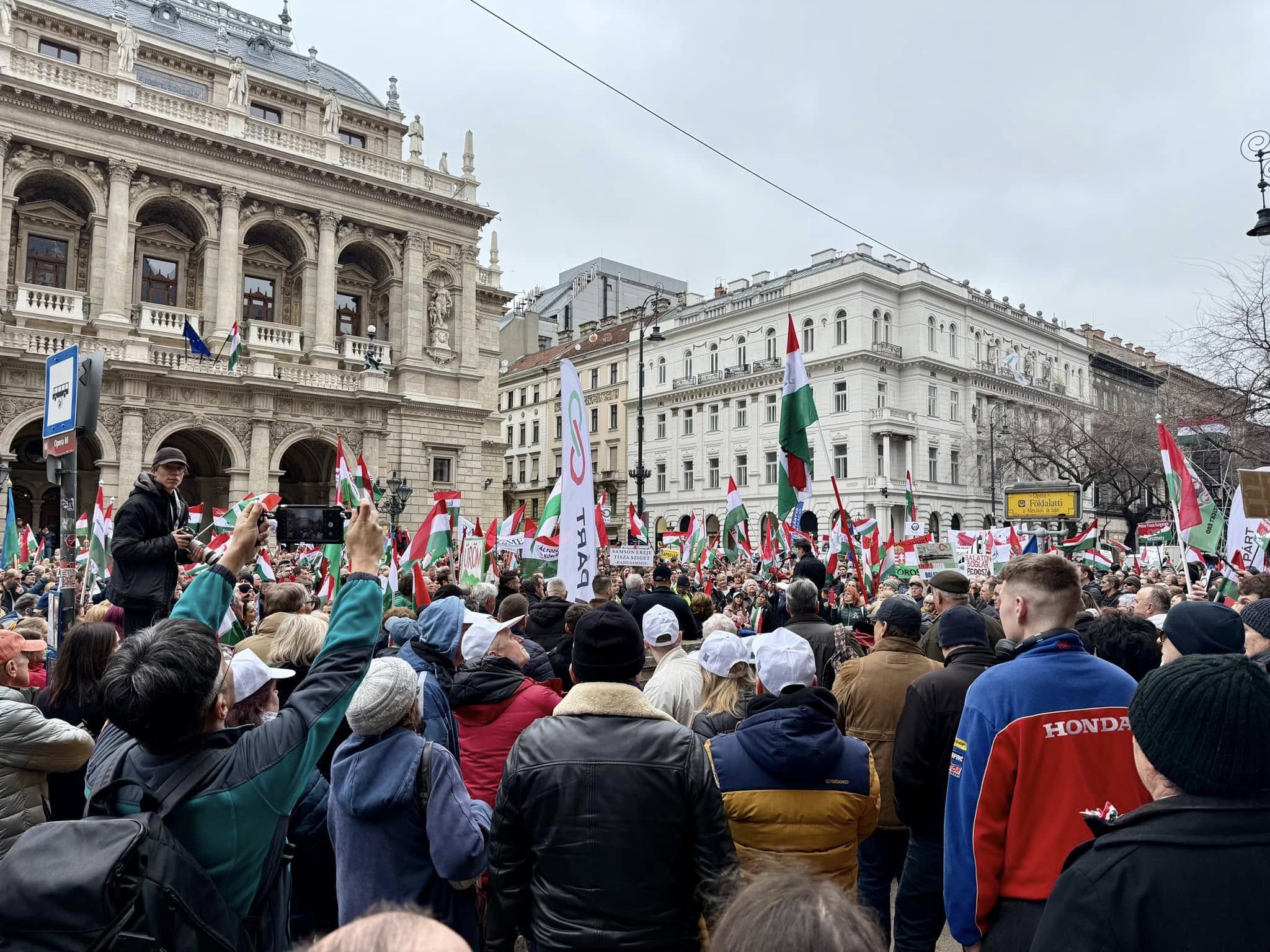 Az Orbán utáni rendszerről kérdez a TISZA Párt