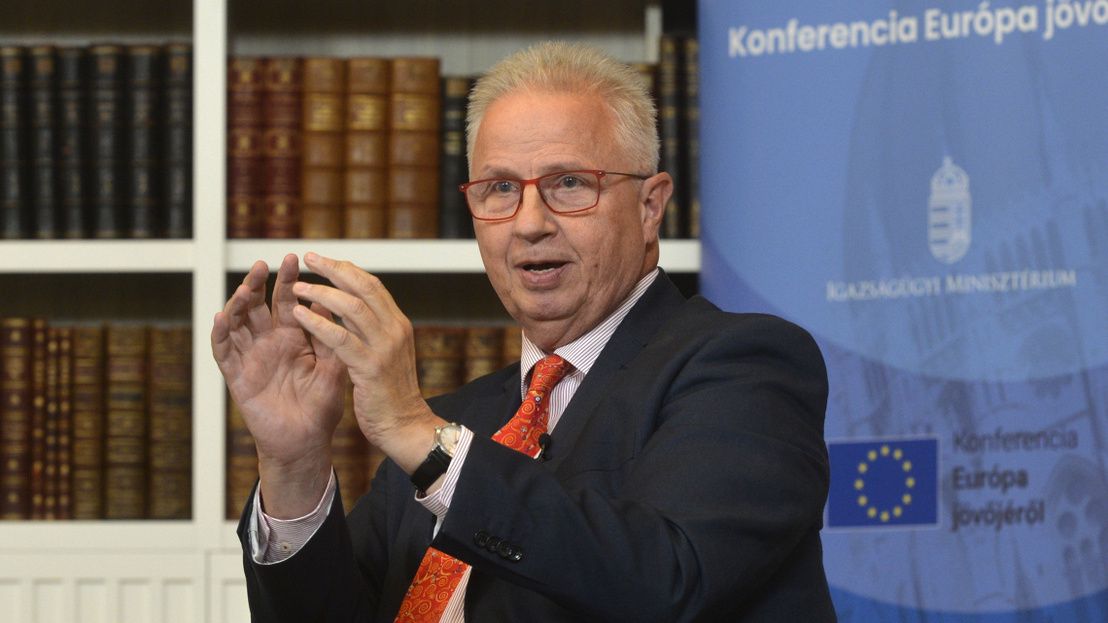A Fidesz Trócsányi Lászlót jelöli az Alkotmánybíróságba