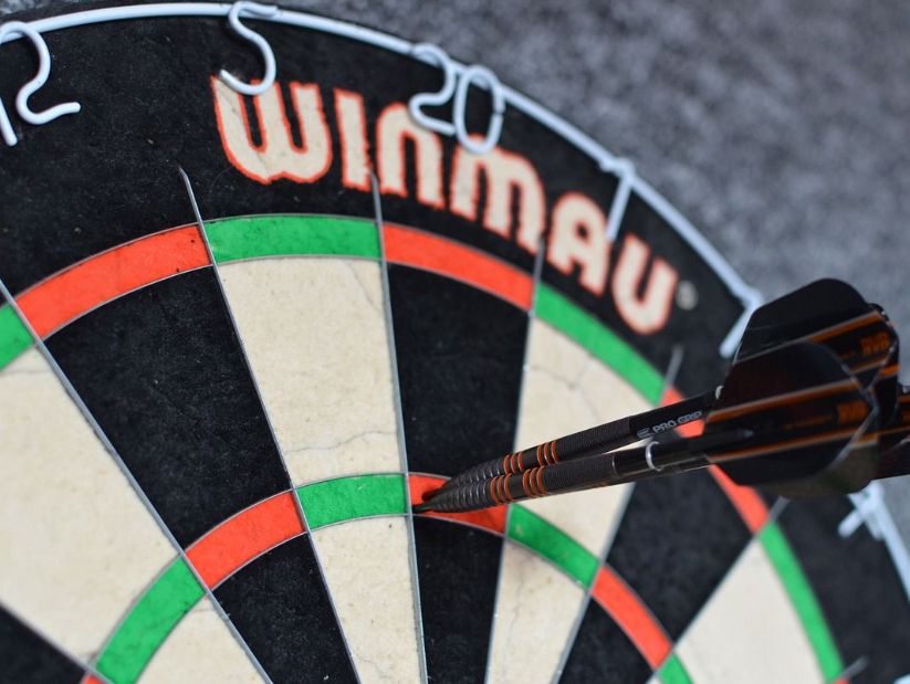 Darts-vb: búcsúzott a címvédő