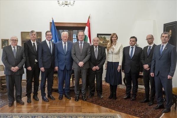Szorosabb együttműködés a minisztérium és a hajdú-bihari iparkamara között