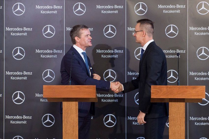 2 500 munkahely, 1 milliárdos fejlesztés a kecskeméti Mercedesnél