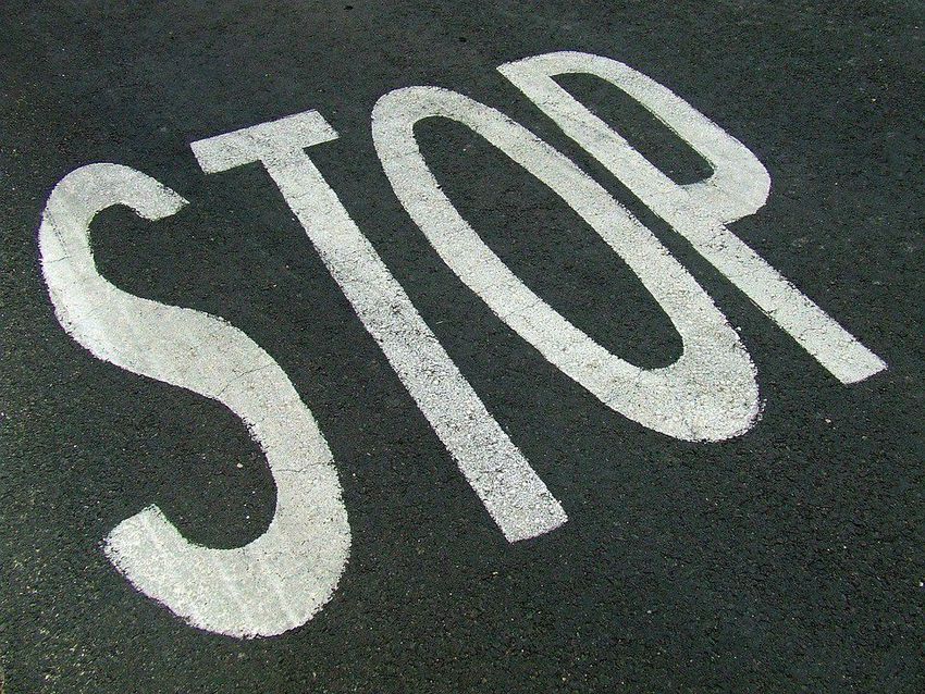 A STOP-táblától vitték el a debreceni rendőrök
