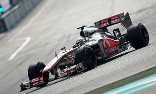 Malajziai GP: Hamilton indulhat az élről