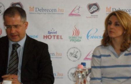 A vidék bajnoki címére törnek Debrecenben a műkorcsolyázók