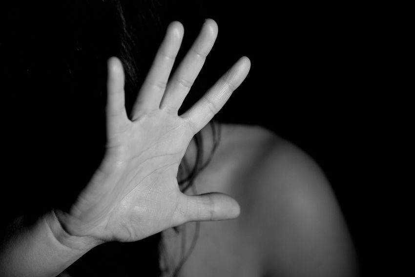 A szabolcsi férfi megfojtotta feleségét – 10 év börtönre ítélték