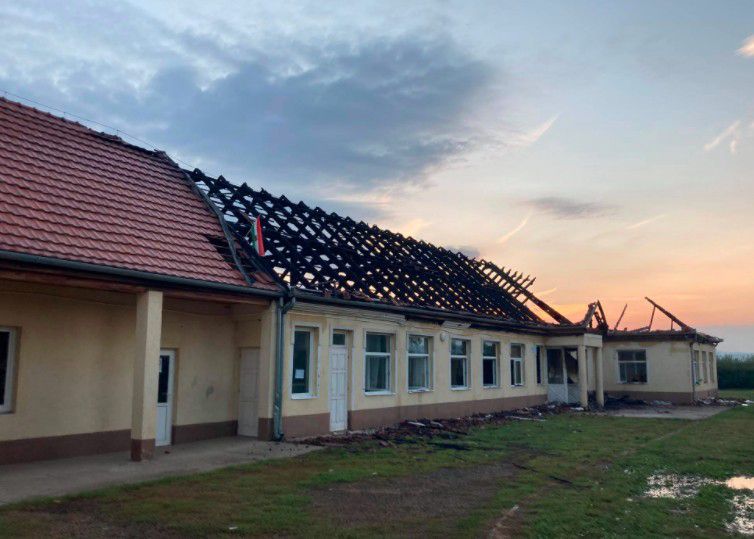 Leégett egy iskolaépület Encsen, ezen a héten nincs tanítás!