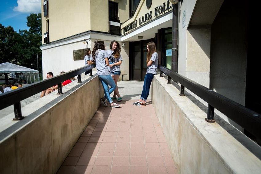 Több mint ezer gólyának ad lakhelyet a Debreceni Egyetem